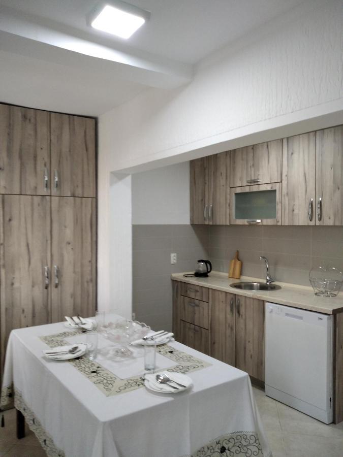 Aparttoni Dobra Voda Exterior photo