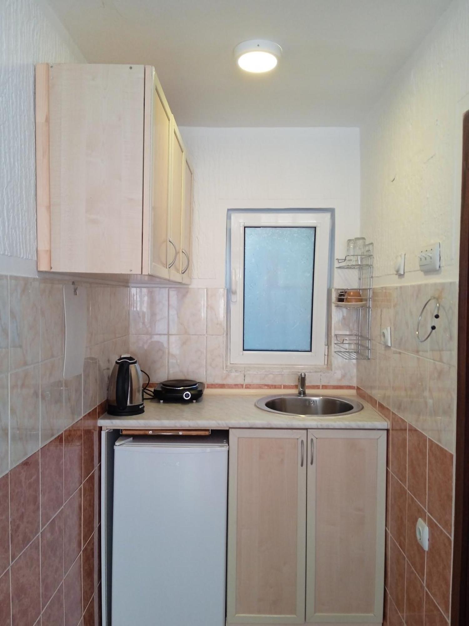 Aparttoni Dobra Voda Exterior photo